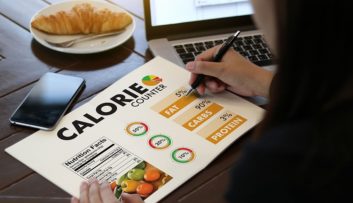 محدودیت کالری در افراد زیر 50 سال بنیاد فرهنگ سالمندی