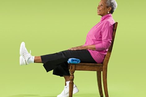 تمرین پا و صندلی تمرین های قدرتی سالمندی