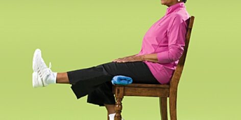 تمرین پا و صندلی تمرین های قدرتی سالمندی