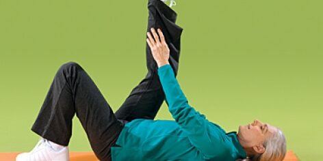 تمرین پشت پا درازکش تمرین های انعطاف پذیری