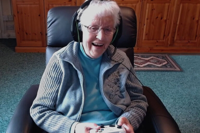 بازیهای ویدیویی درخدمت سالمندان بنیاد فرهنگ سالمندی