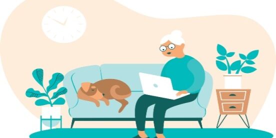 آموزش فضای مجازی در دوران سالمندی