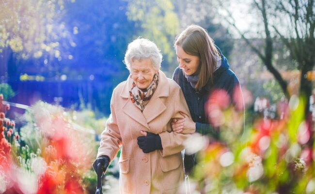 نیازها و انتظارات سالمند