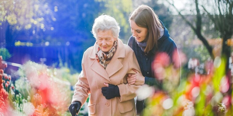 نیازها و انتظارات سالمند