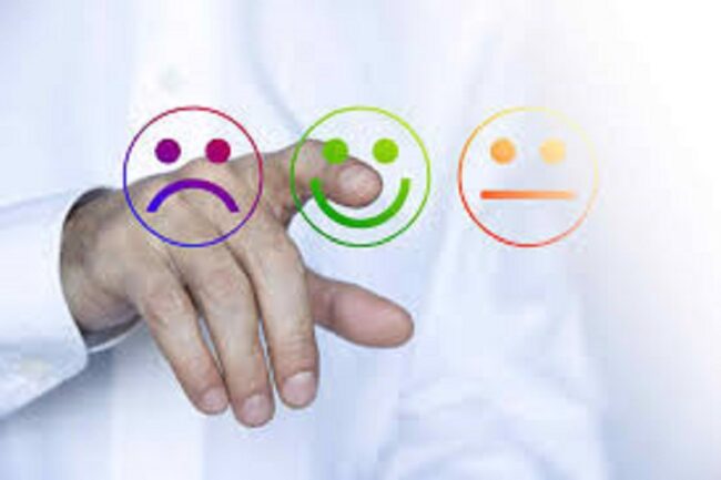 7 راز شاد زیستن در سالمندی