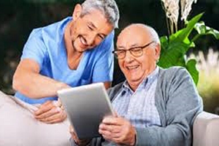 یادگیری در سالمندی : یادگیری، سفری بی‌پایان، هیچ‌گاه برای تغییر، رشد و کشف دیر نیست.