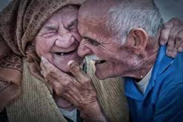 عشق به سرنوشت در سالمندی