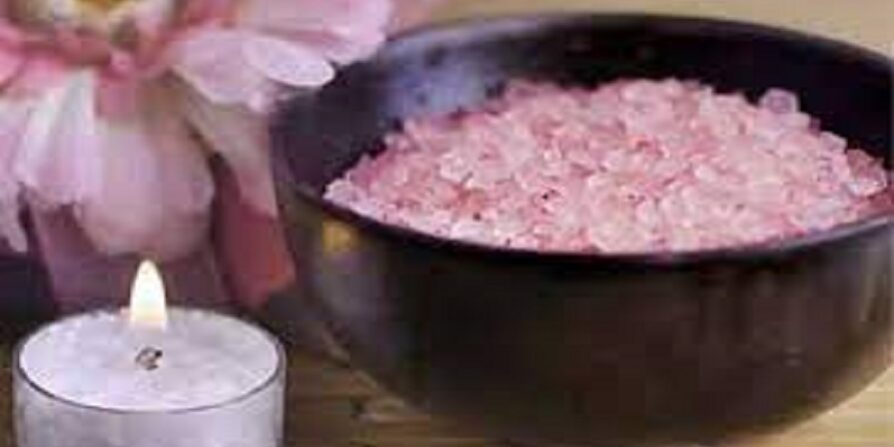 حمام نمک برای سالمندان: راز آرامش، سلامت